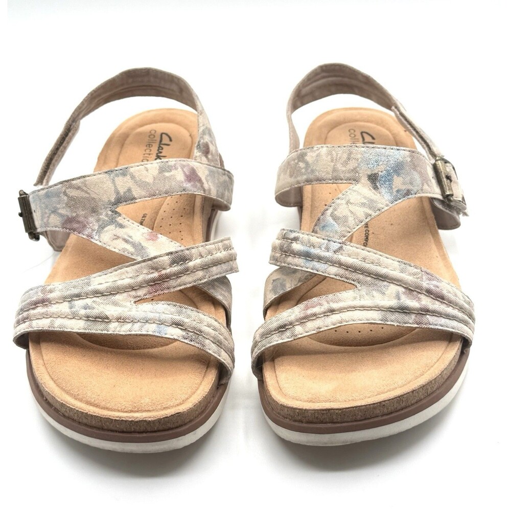 Clarks Brynn Step Womens Sandal Sand‎ Floral Textile US Size 11 Comfort